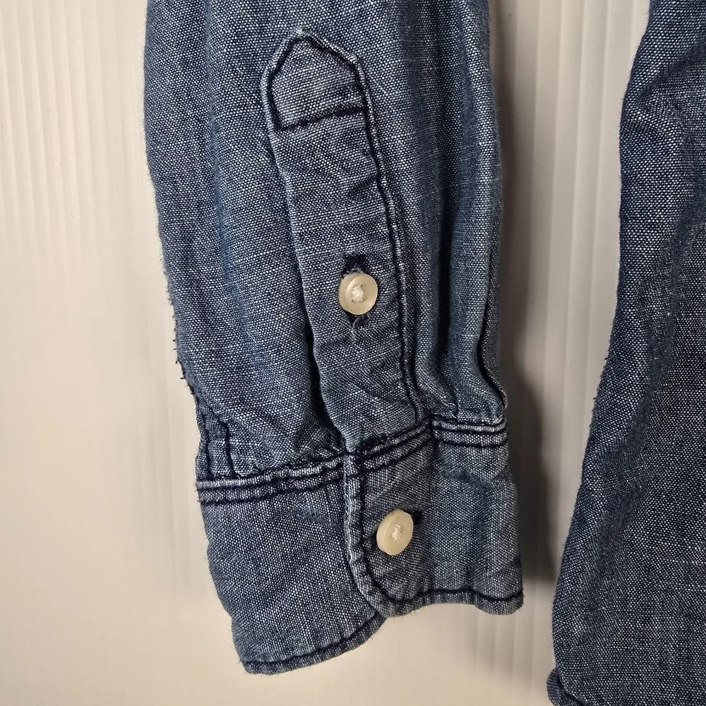 Carter's Boy/Girl Blue Button Down Denim Shirt Medium Wash Size 6 Long Sleeve